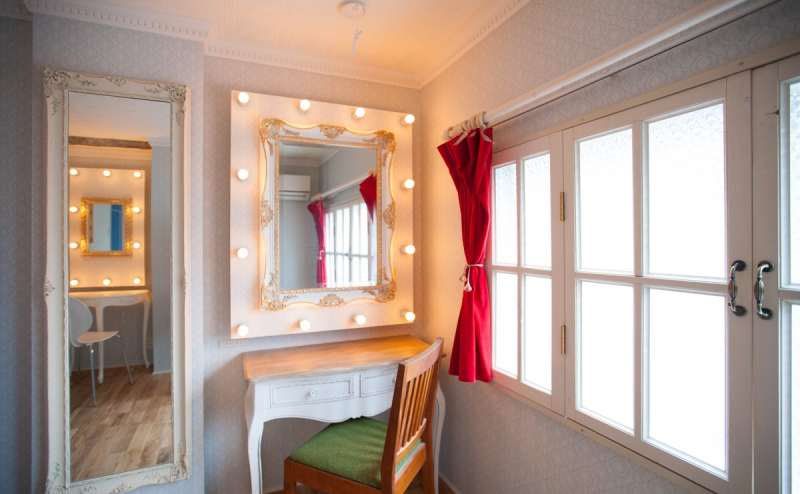 メイクルームのあるスタジオ