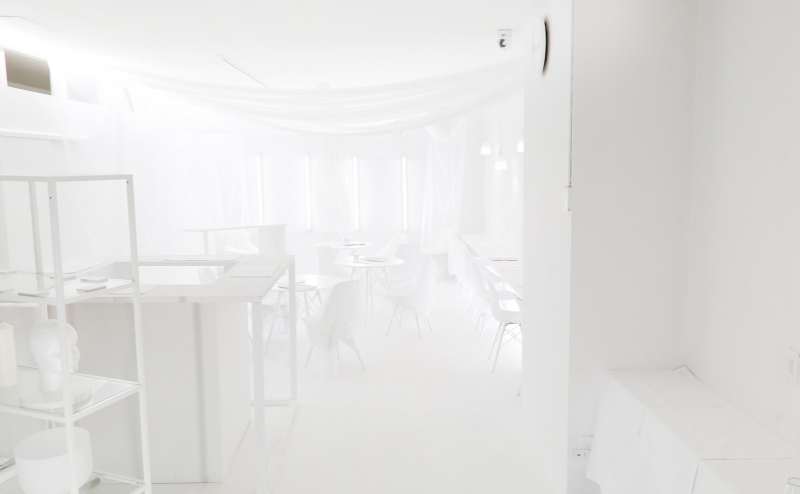 フロアを引いた写真