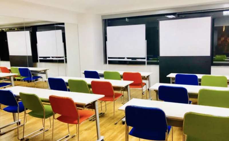 名古屋丸の内　久屋大通駅近　セミナールーム　レンタルスペース　Heart♡Space