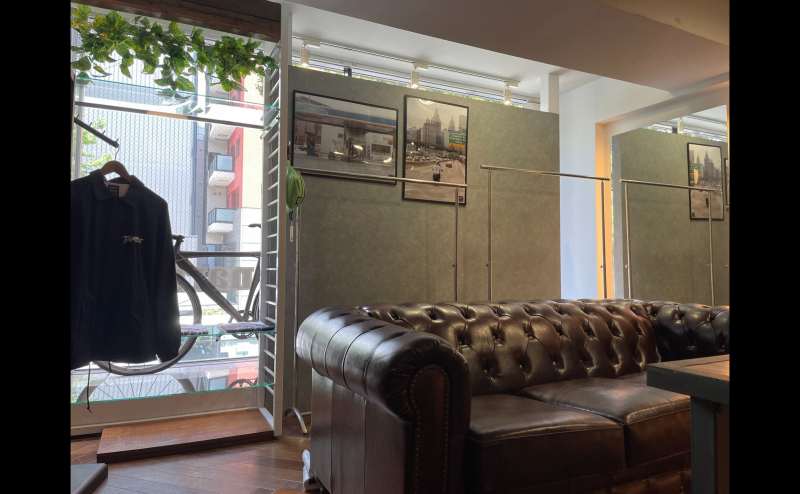 写真に写っている什器全て貸し出し可(写っている商品在庫はイメージです。）