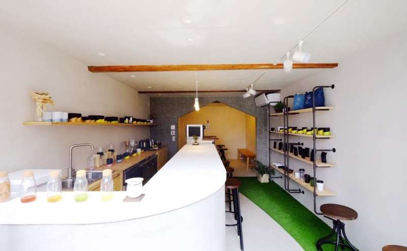 3m近いバーカウンターがございます。