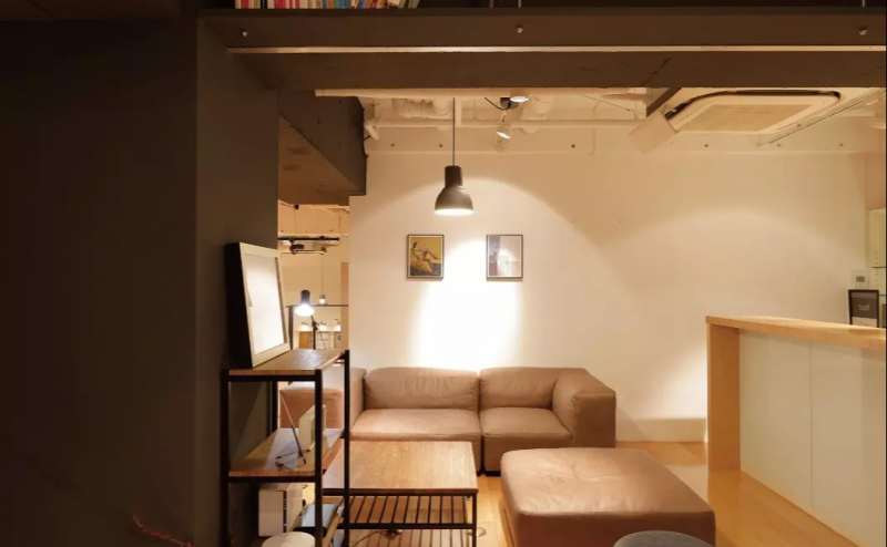 ノマドワーカーのオフィスや会議室としてご利用いただけます