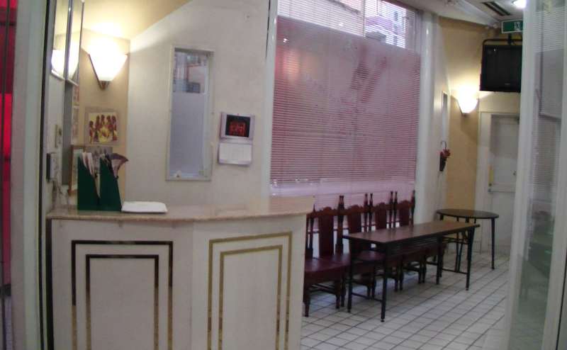 くつろげて、休憩していただけるサロン。フリーネットも使えます。