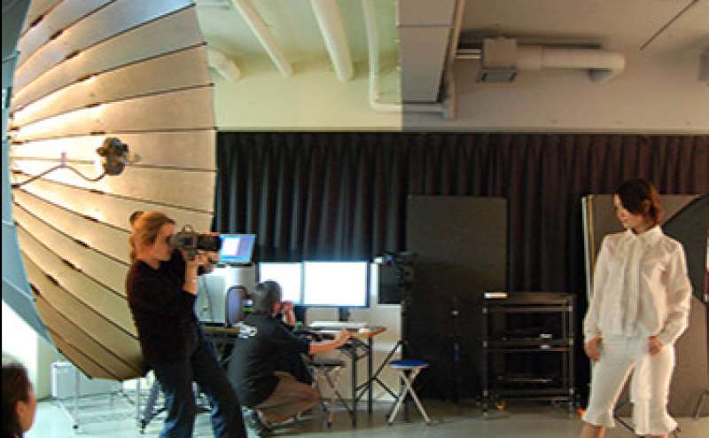 東京 豊島区 山手線/副都心線 池袋駅 レンタル撮影スタジオ ブロンスタジオ