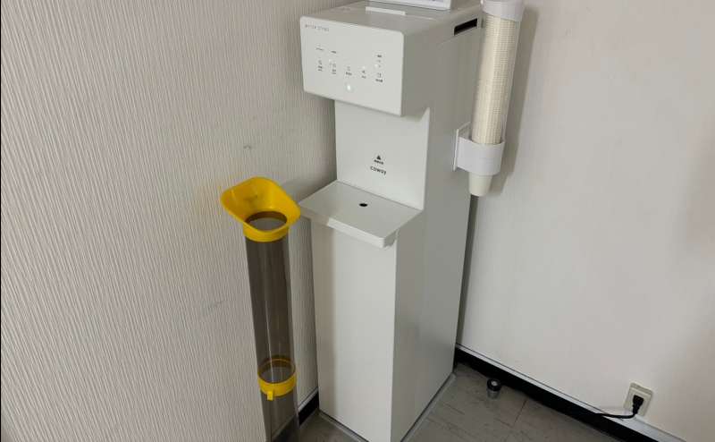 ウォータースタンドを無料でご利用いただけます - TIME SHARING 四谷 ダンスルーム7Dの写真