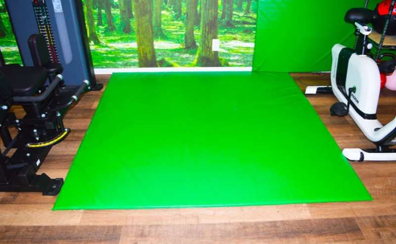 広々としたストレッチスペース。清掃には特に気を配っております