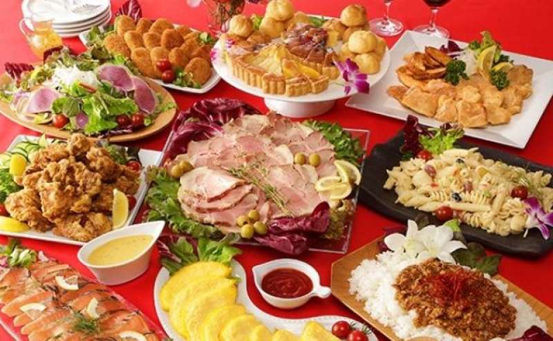 【ビュッフェ形式・卓盛り・個別盛りが選べる】