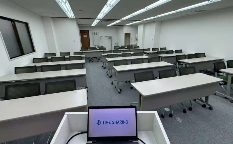 【司会台からは全体が見渡せます！】