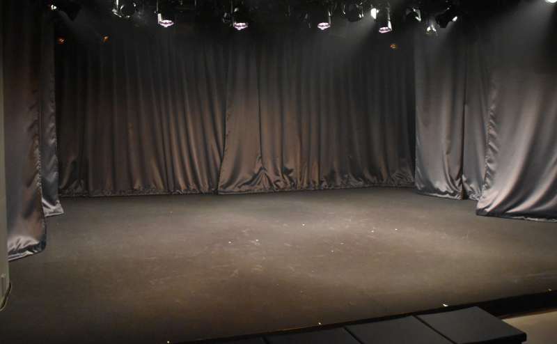 荻窪　演劇稽古場　オメガ東京