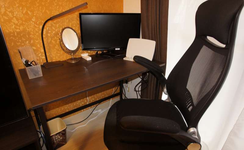 マスターデスク（23インチモニター付き）