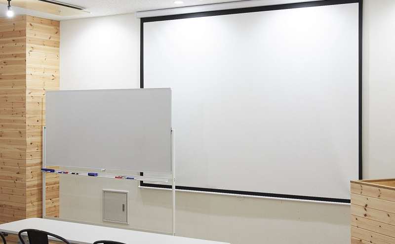 スクリーン、ホワイトボード - TIME SHARING Biz 品川Bの写真