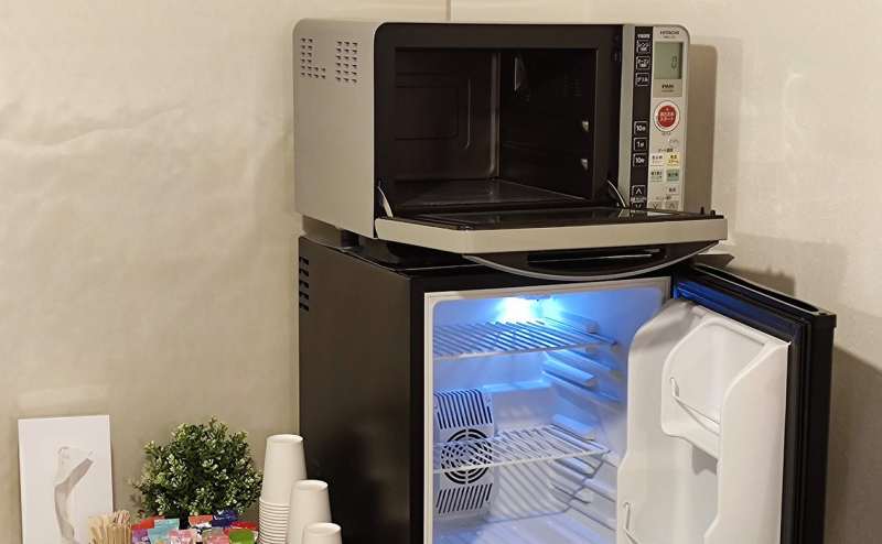 レンジと冷蔵庫を使えます（冷凍はできません）