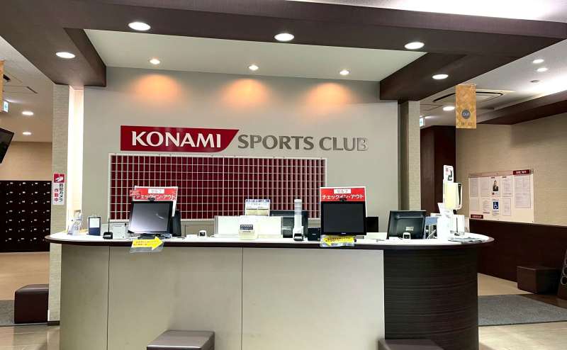 【1階フロント（こちらで受付をしてください）】