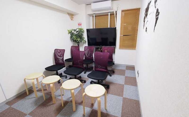 椅子のみを配置したレイアウトです。