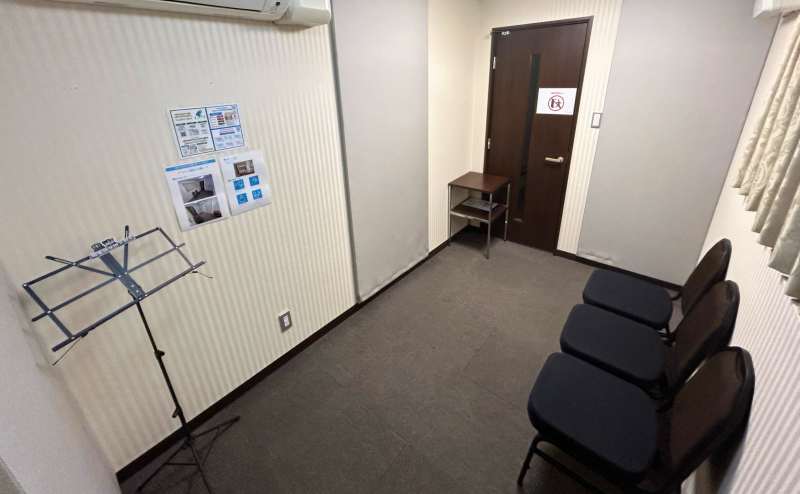 レンタルスペース 【銀座駅 1分】歌唱・発声練習・楽器演奏OK! TS銀座 旗ビル  roomR