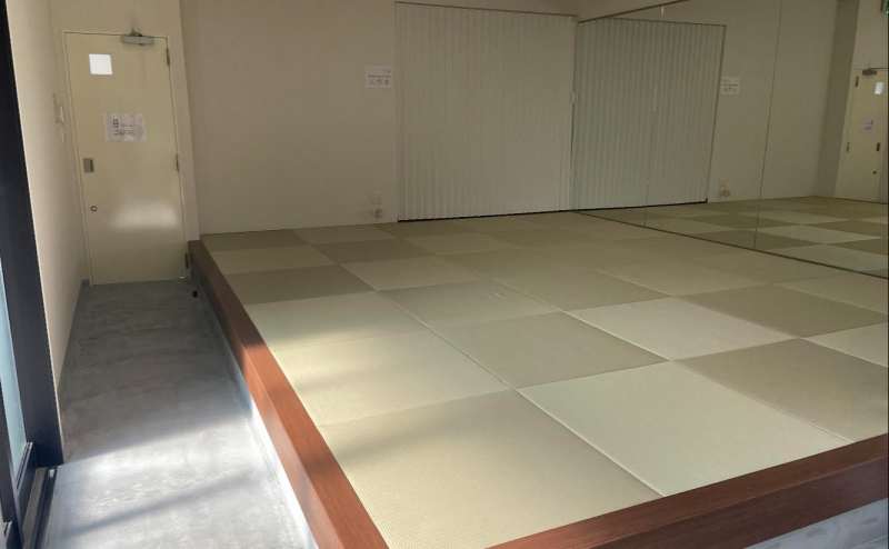 15畳の広々とした畳のスペースです