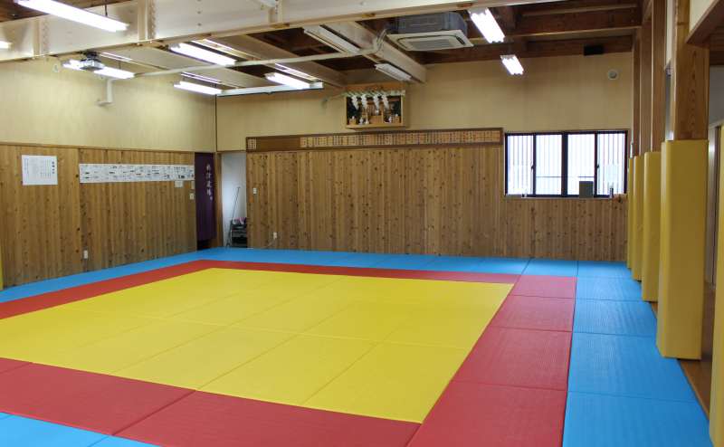 レンタルスペース 埼玉県草加市にある純和風な60畳の道場