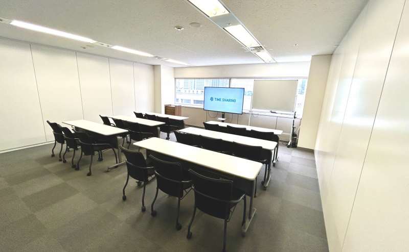 【営業時間：08:00~19:00　※12階は土日祝もご利用可能です！】