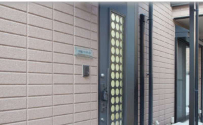 レンタルスペース入口（左手前扉）