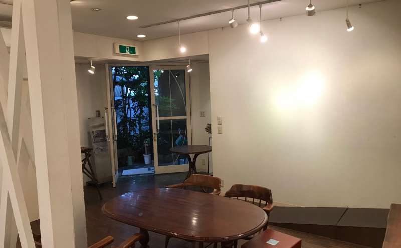 設置されている不要な設備はすべてバックヤードに収納することもできます。