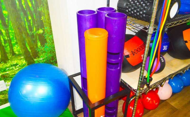 バランスボールやヨガマットもご用意しています