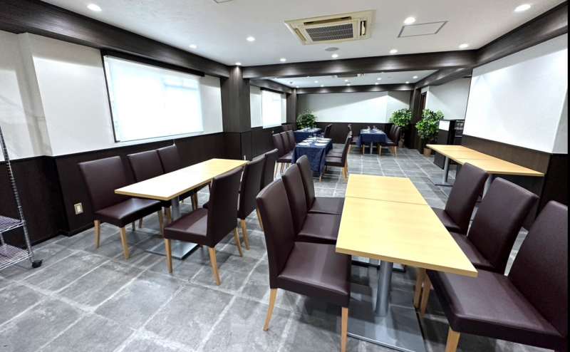 【大型TV、音響、マイク完備】