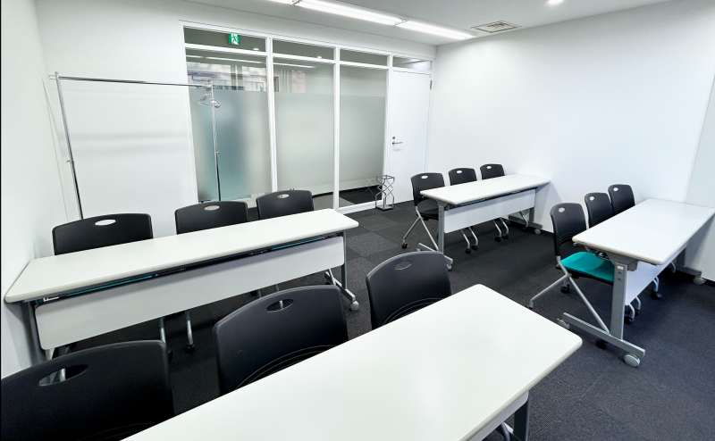 【約22.1㎡のコンパクトな会議室】 - TIME SHARING 飯田橋 第一勧銀稲垣ビル 2Aの写真