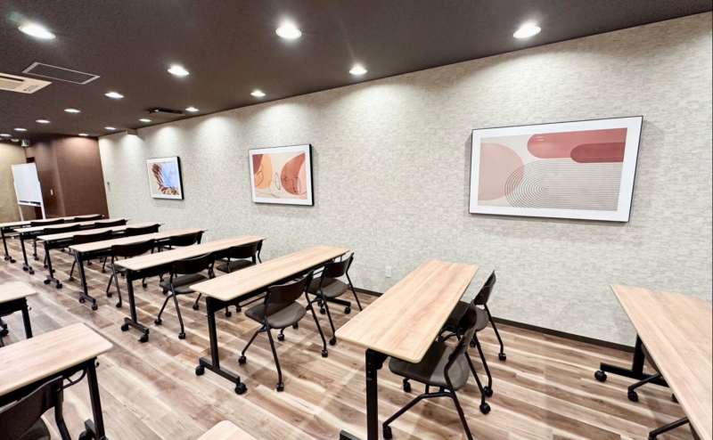 【綺麗な室内とオシャレな内装が会議室っぽくない会議室！】 - TIME SHARING 竹橋 廣瀬第2ビル B1Fの写真