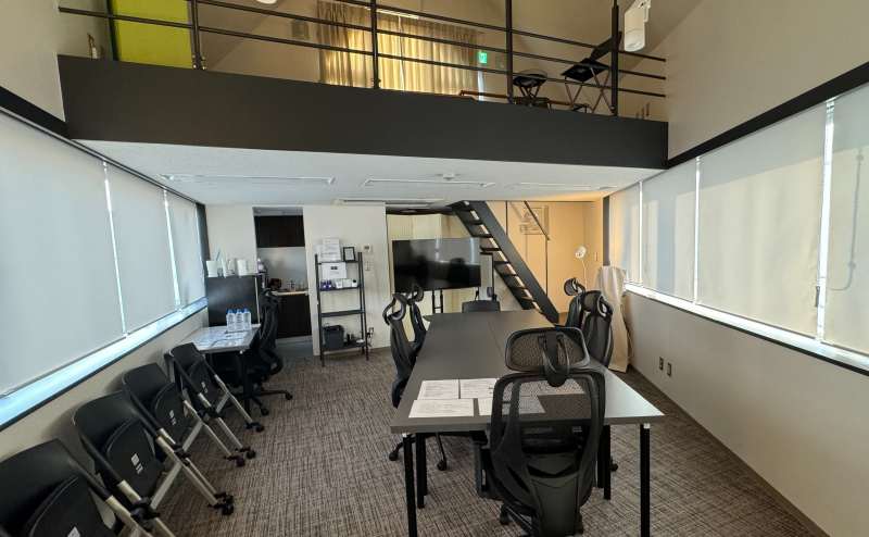 天井高3mの開放的な空間はパーティーやセミナー、写真撮影にもぴったりです