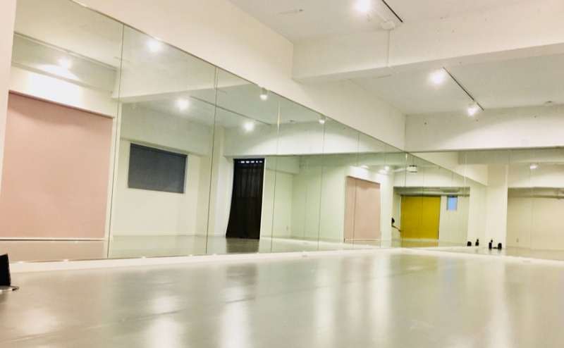 【女性専用スタジオ】東山 星が丘  壁面鏡で各種レッスン  写真撮影に最適！駅近＆車OKで格安♫ studio HAMUCAT