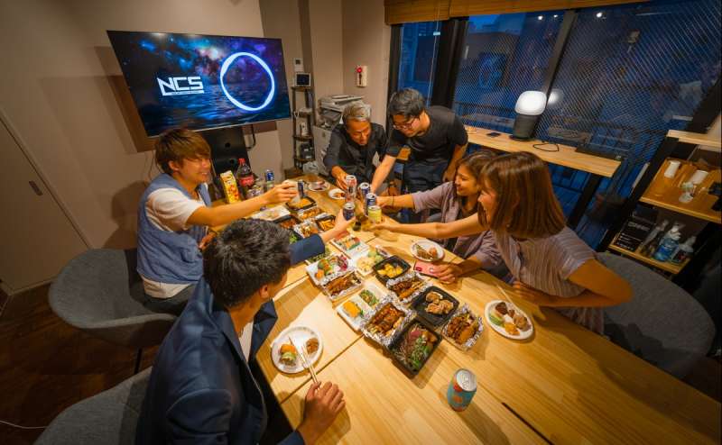 六本木の穴場！防音✖️完全個室✖️駅近で持込み飲み会に最適！【無料】動画配信サービス・冷蔵、冷凍庫・サウンド機器 など