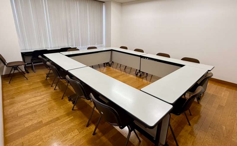 【京成関屋駅＆牛田駅から徒歩5分！好立地な会議室です！】