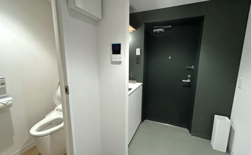 【室内に流しやトイレがございます。】