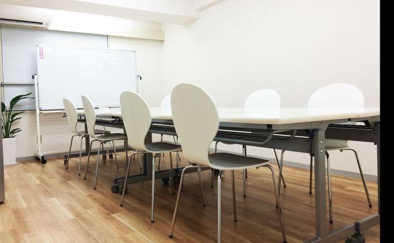 スリッパでゆったりできる貸し会議室まとめ