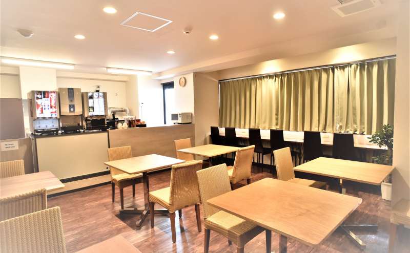 浅草橋駅前「ラゲージルームカフェ」キッチン&ドリンクバー付きパーティールーム