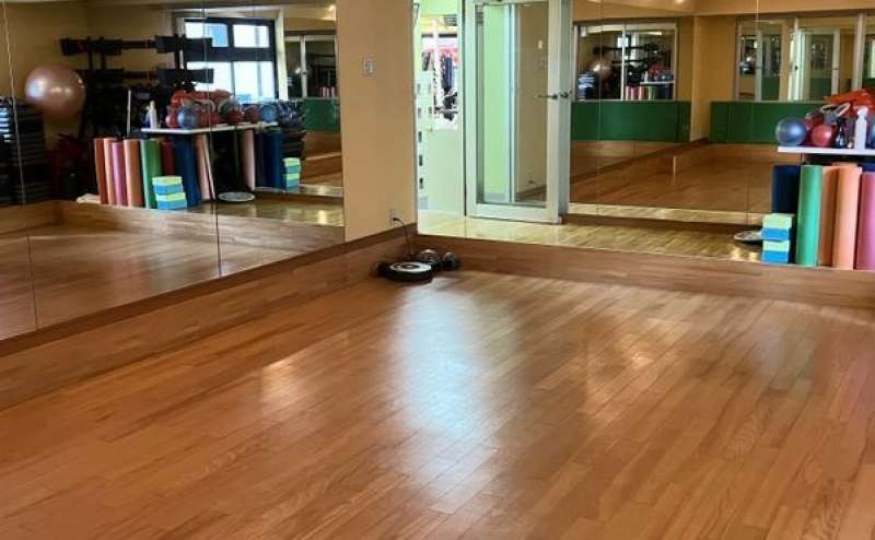 照明も調整できます。写真は暗めです。