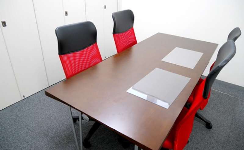 同施設内会議室での会議や講演会の控室や休憩室にもぴったり