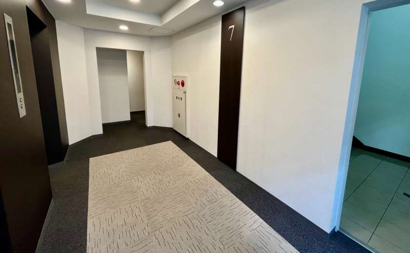 【7階共有部】 - TIME SHARING 京橋 SC新京橋ビル 7Aの写真