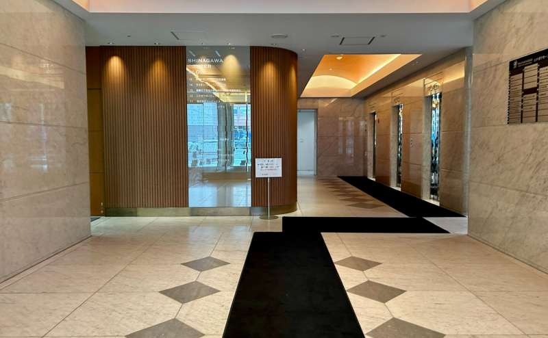 【エントランス】