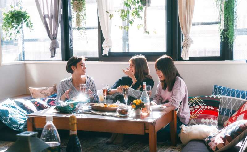 飲食物持ち込みOK。キッチン付きで料理もできます