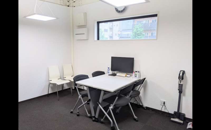 【天六駅徒歩3分】Wi-Fi・ホワイトボード・モニター・譜面台など全て無料！最大着席人数6名！ビジネスや音楽練習での利用可！