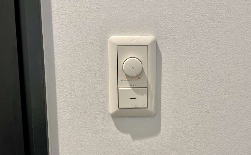 【室内の電気はツマミで調光が可能です】 - TIME SHARING 六本木 第6DMJビル 4Cの写真