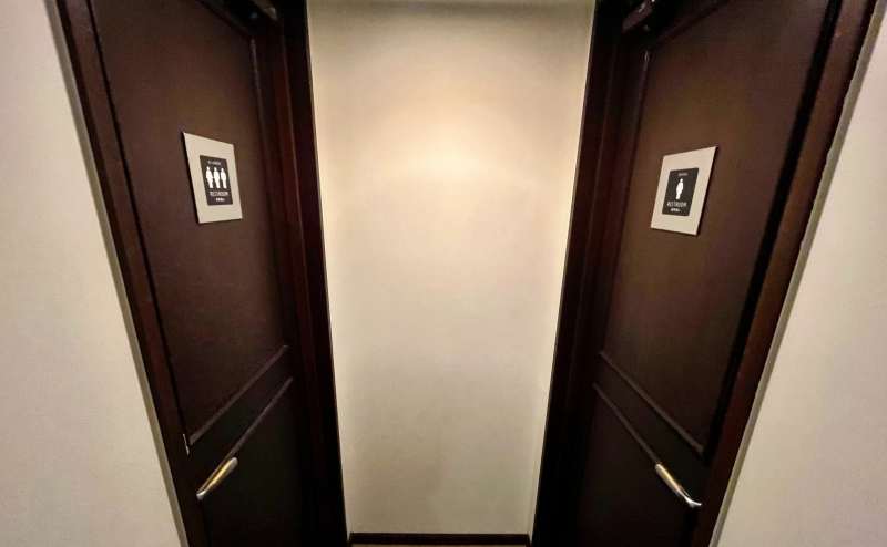 【お手洗いは男女別にございます】 - TIME SHARING 銀座 旗ビル roomQの写真