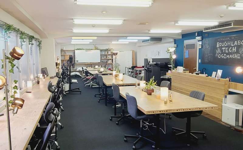 仕切りがないので圧迫感のない広々とした空間です。