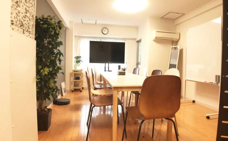【楽らく会議室 東陽町】東陽町駅徒歩2分★東陽町駅徒歩2分★打合せ・オンライン会議・セミナー・お稽古・撮影・ゲーム会・映画鑑賞、施術・控室等にどうぞ！