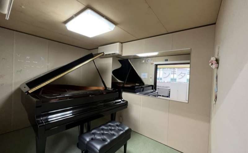 レンタルスペース 名駅防音室グランドピアノ練習室B