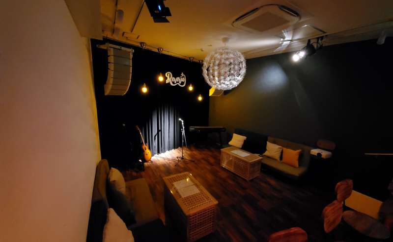 ライブ時のセッティングはこんな感じに。