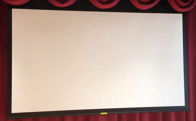 プロジェクターも御座います。