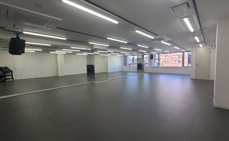 南浦和駅1分【K3/K4ダンススタジオ】0分/30分スタート/1時間単位