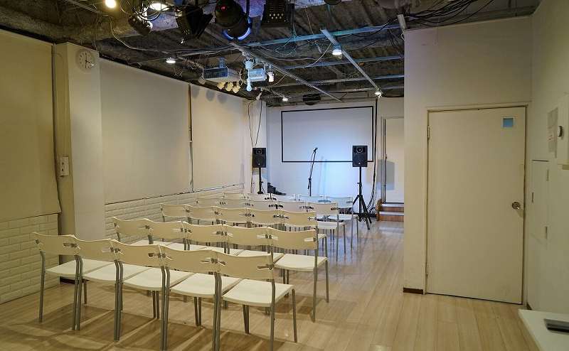 様々なご利用に対応できるマルチスペースのスタジオハコス。